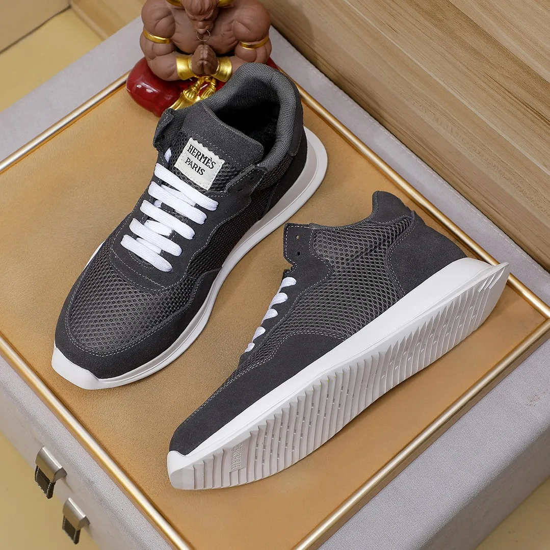 Men's shoes 💰400💰【HERMES】hot-selling men's shoes counter original items! The world's top brands...Luxury quality...//Fashion and high-end footwear 👍💪🏻...give you a low-key luxury comfort experience👍. The upper is made of pure Italian imported first-layer cowhide... 🐑 Leather lining..., comfortable and breathable, high-end and classy... luxurious and noble!! .. OEM factory shipment [Hug] stall.. Original plate. color, code number 38--44